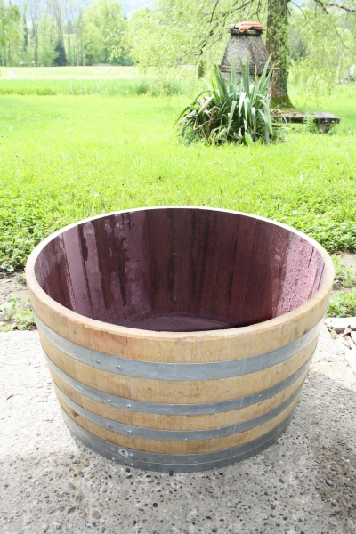 Blumenkübel vom 500 Liter Holzfass